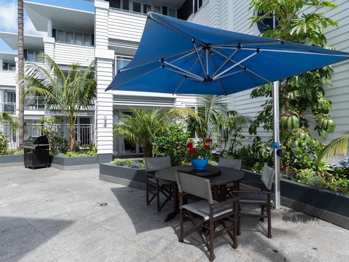 Oceanside - Paihia Waterfront Apartment ภายนอก รูปภาพ