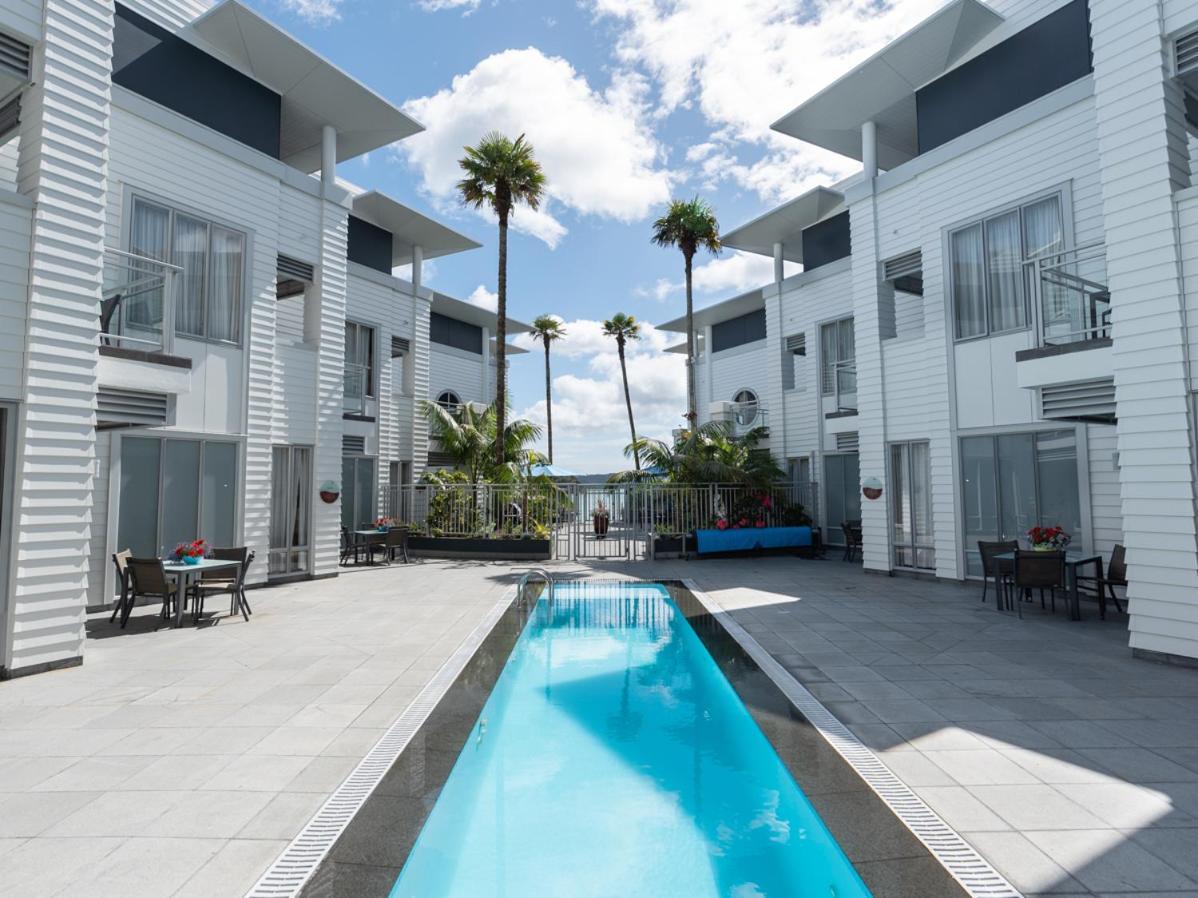 Oceanside - Paihia Waterfront Apartment ภายนอก รูปภาพ